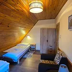 - Apartament *