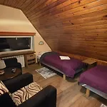 - Apartman