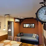 Apartament - *