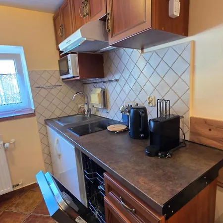 - Apartament *